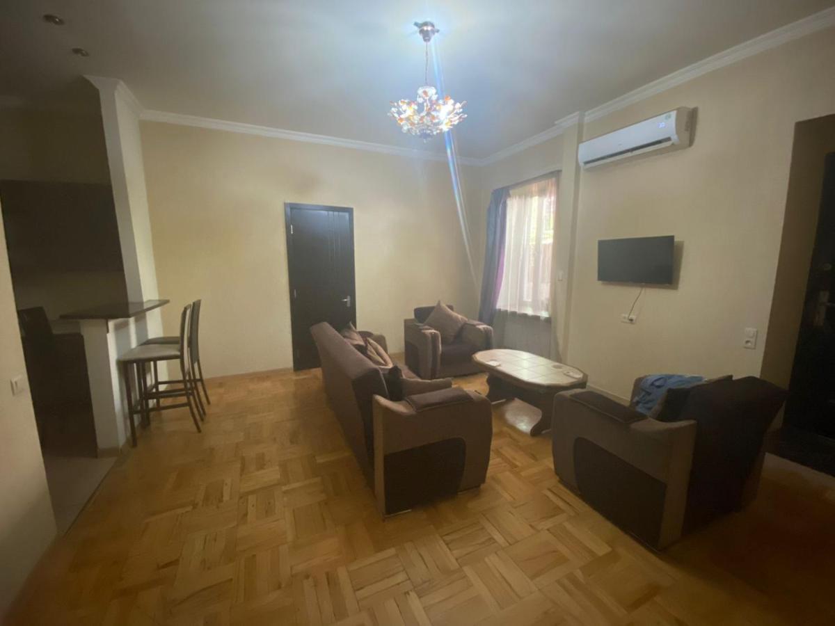 Kiev Hostel 第比利斯 外观 照片