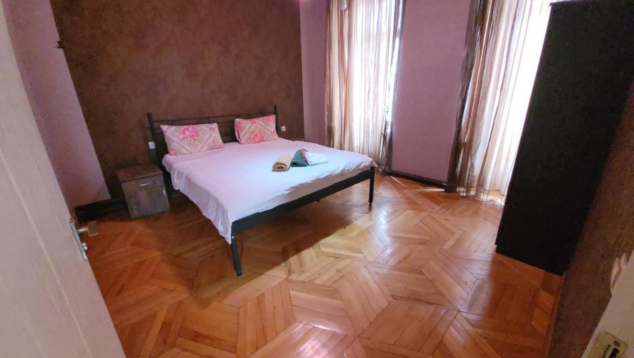 Kiev Hostel 第比利斯 外观 照片