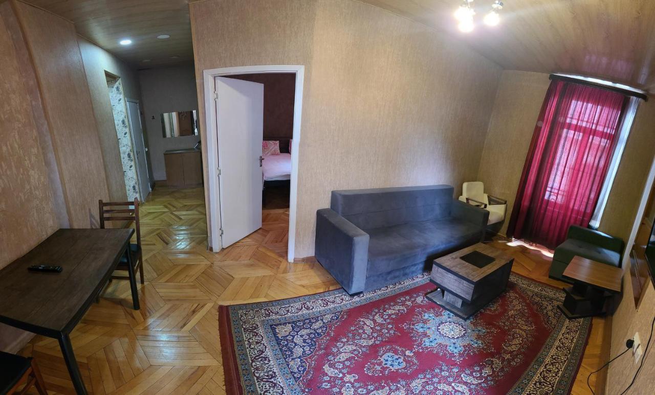 Kiev Hostel 第比利斯 外观 照片