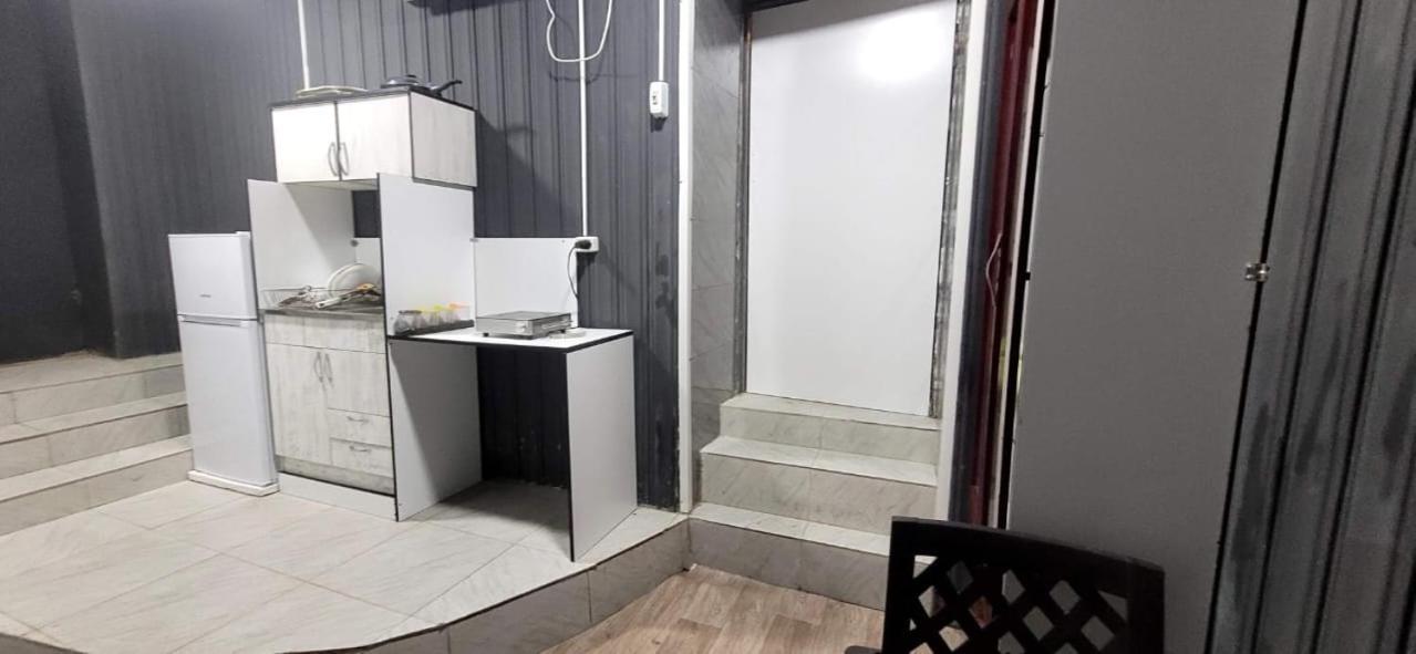 Kiev Hostel 第比利斯 外观 照片
