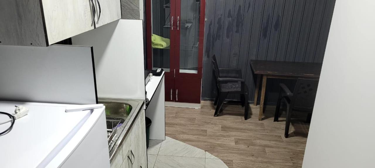 Kiev Hostel 第比利斯 外观 照片