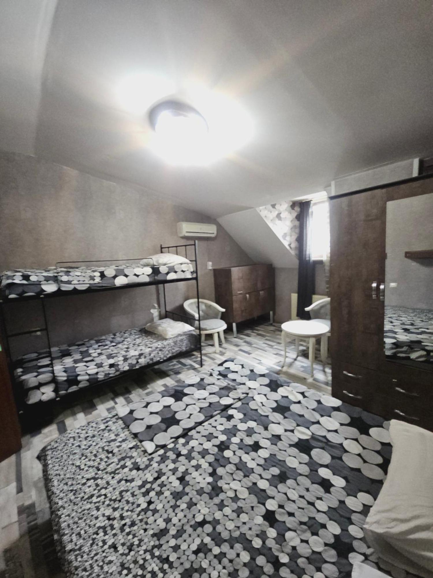 Kiev Hostel 第比利斯 外观 照片