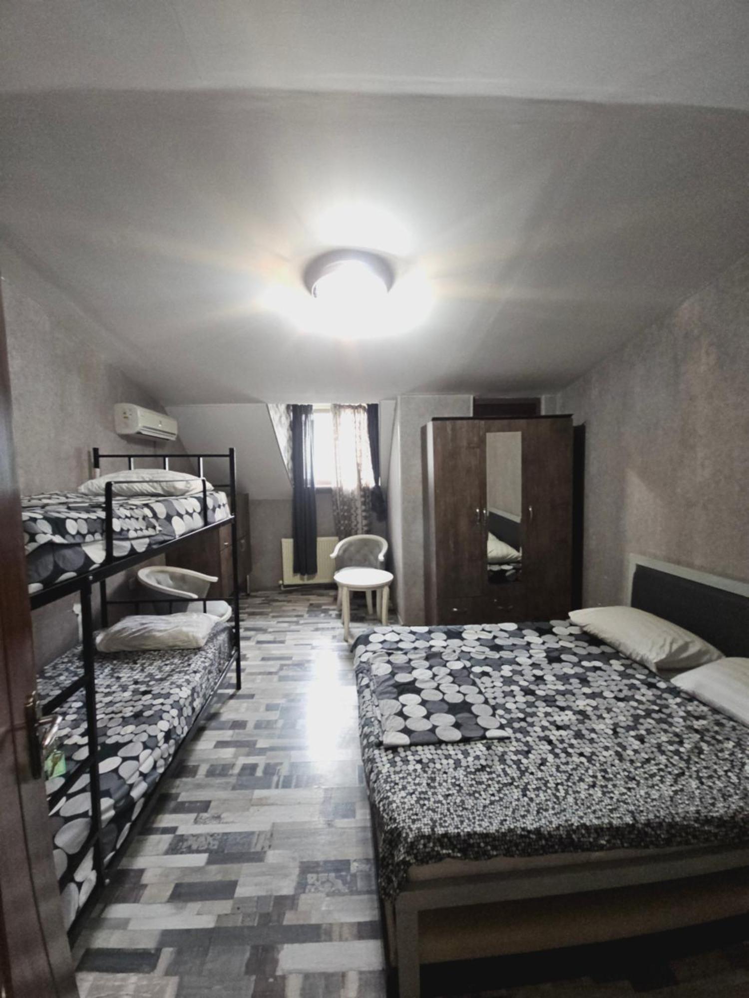 Kiev Hostel 第比利斯 外观 照片