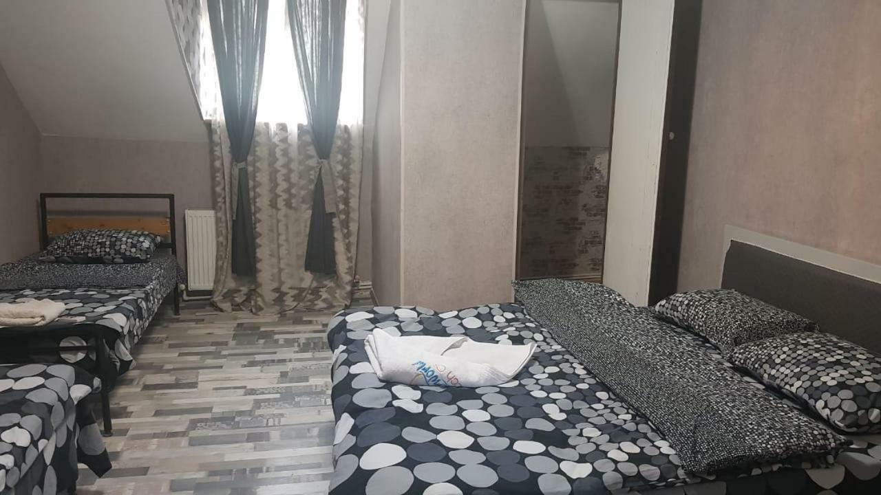 Kiev Hostel 第比利斯 外观 照片